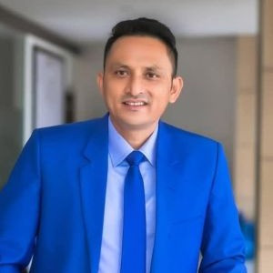 डा. रमेश अधिकारी