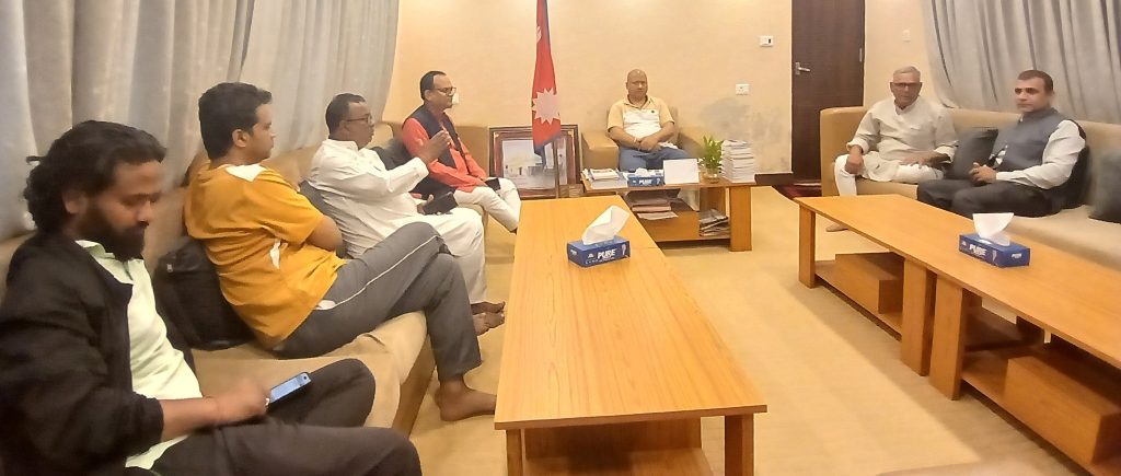 रंगशालाको भाडा बढाएपछि जनप्रतिनिधिले गरे मुख्यमन्त्री सिंहसँग गुनासो  