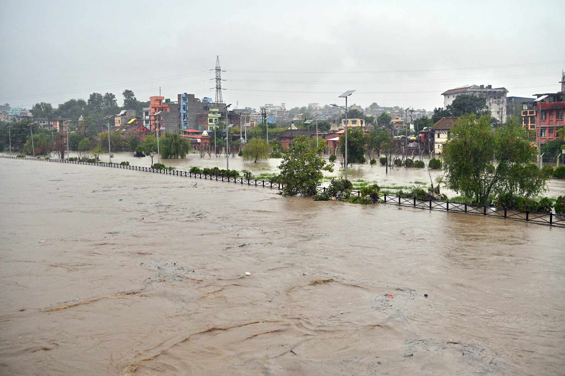 काठमाडौं उपत्यकामा रेकर्ड ब्रेक गरेको वर्षाले मच्चाएको बितण्डा 