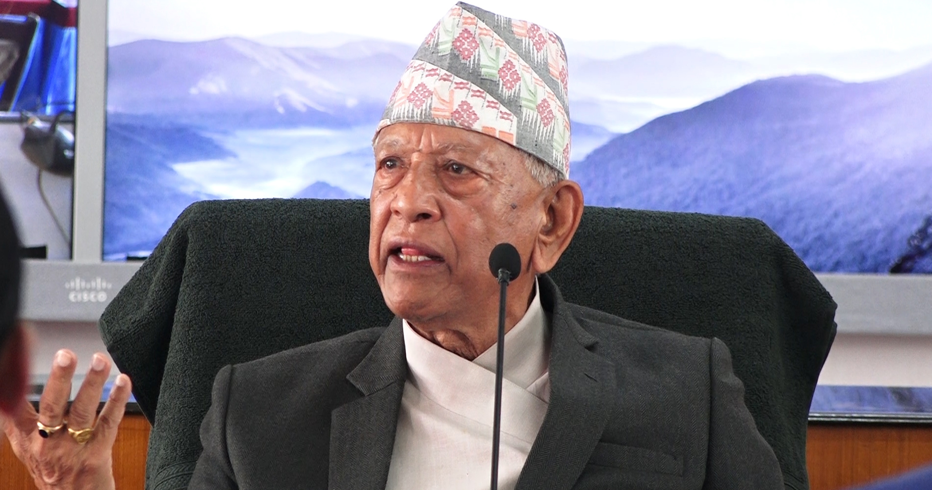 विद्युत् प्राधिकरणको घाटाबारे अलिकति पढेको सांसद पनि भ्रममा छु: सांसद केसी