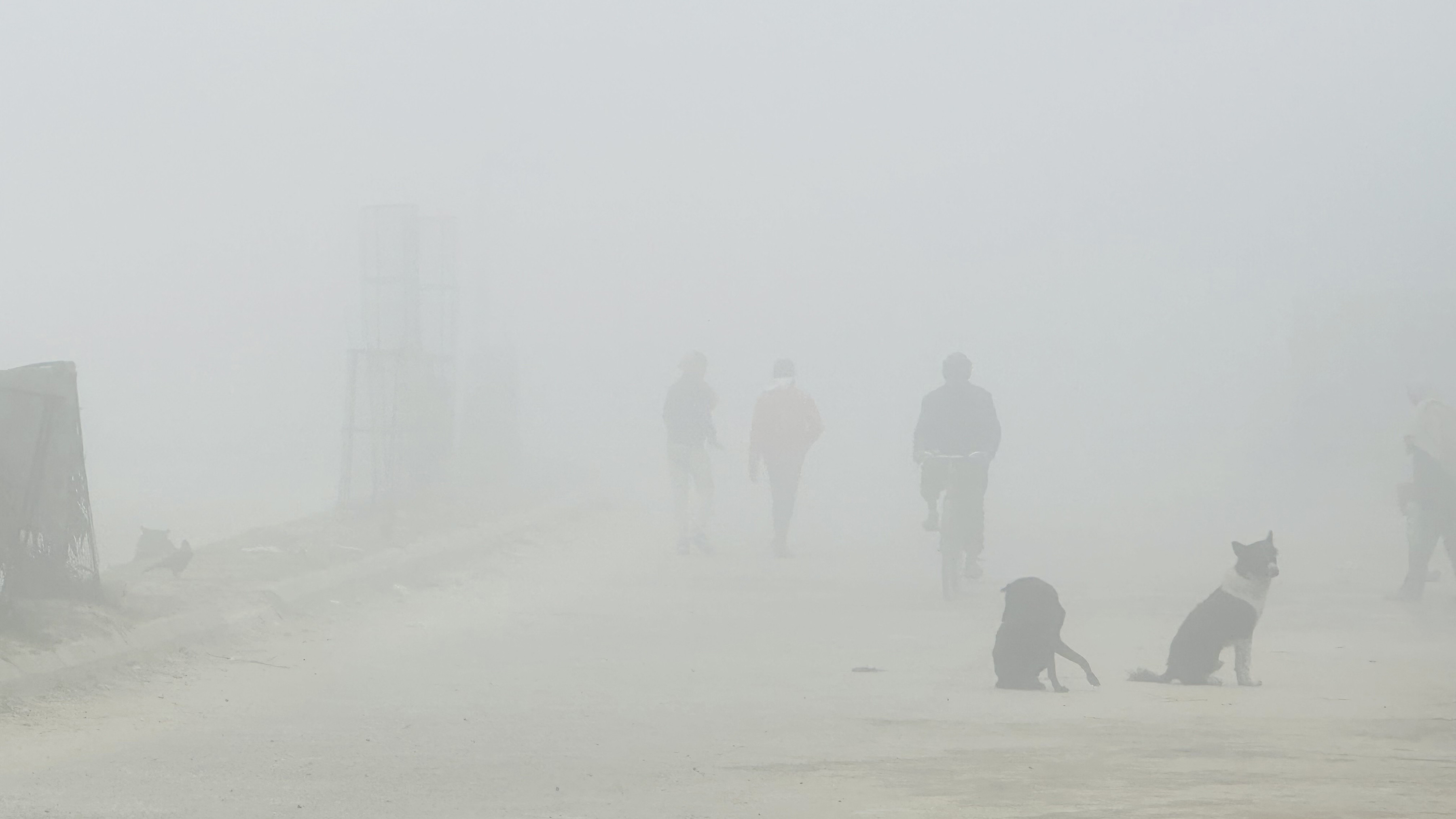 भोलि साँझदेखि अधिकांश स्थानमा हिमपात र वर्षाकाे सम्भावना