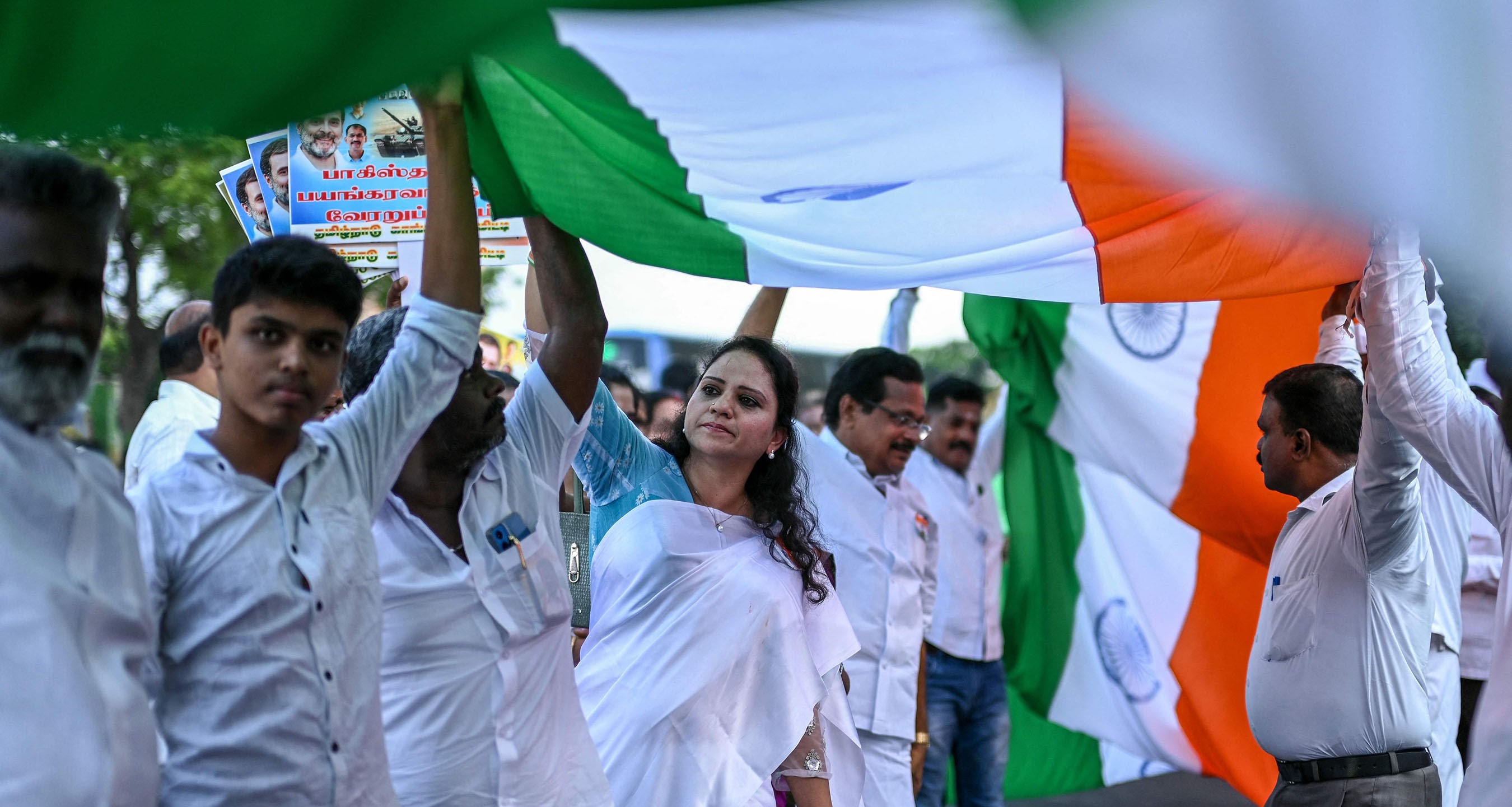 भारतका ३२ विमानस्थलबाट नागरिक उडान बन्द