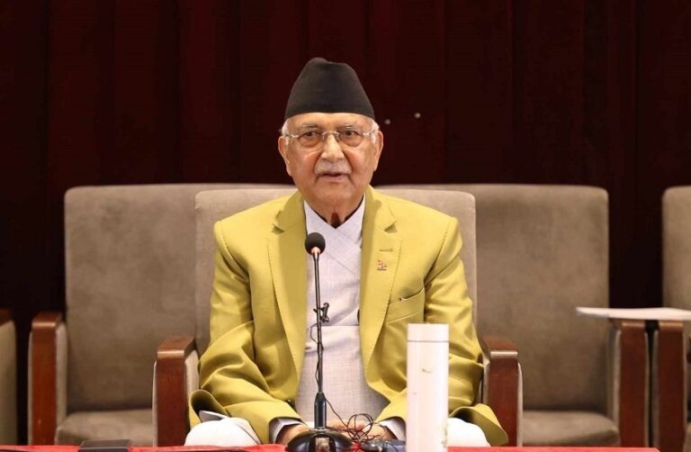 नीति तथा कार्यक्रमको पक्षमा मतदान गर्न सांसदहरूलाई एमालेको ह्विप