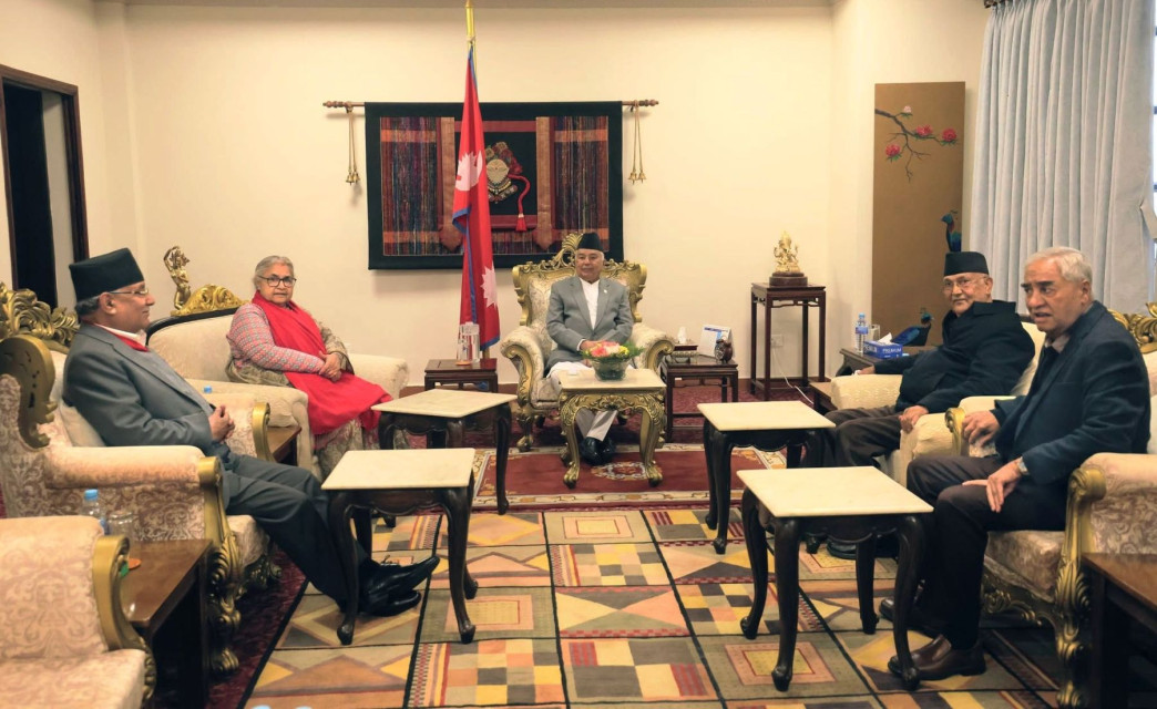 प्रधानमन्त्री र शीर्ष तीन नेतालाई शीतलनिवास बोलाएर के भने राष्ट्रपतिले ?