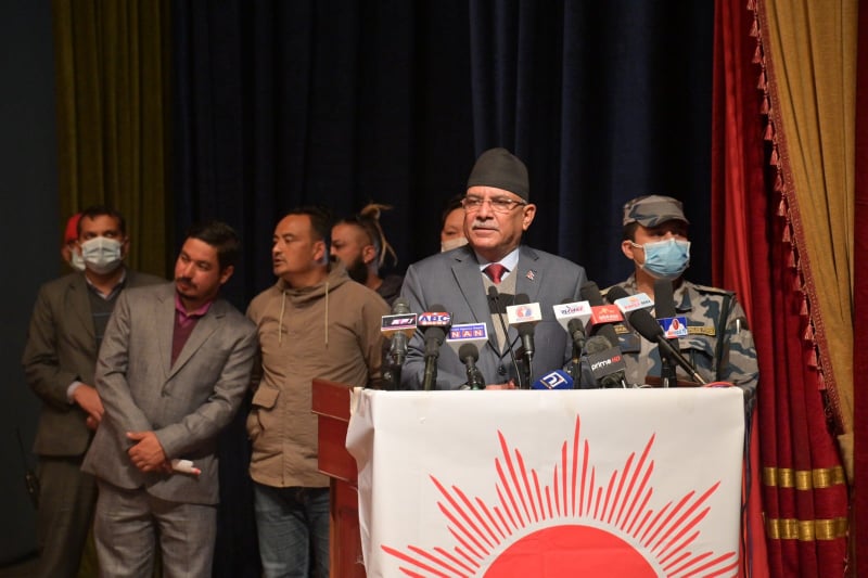 ओलीलाई प्रचण्डको प्रश्न : भारतले भनेर संसद् विघटन गरेको होइन ? जवाफ दिनुहोस्