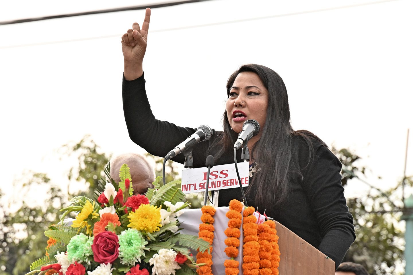 झाँक्रीलाई अदालतमा उपस्थित गराउन माग गर्दै सर्वोच्चमा रिट दायर