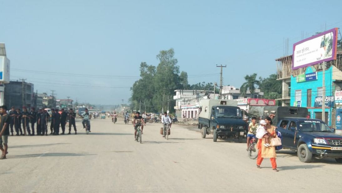 भारतसँग जोडिएको धनगढीमा हतियारधारी घुसेको सूचनाले सुरक्षा संयन्त्रमा खैलाबैला, जंगल पुग्यो प्रहरी
