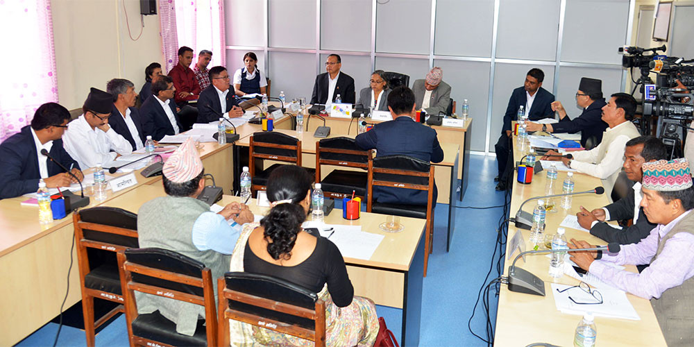 विधेयकमा सत्तापक्ष र प्रतिपक्षका सांसदबीच बाझियो मत