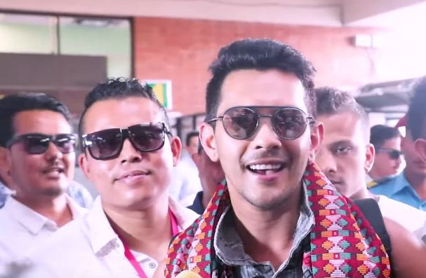 गायक आदित्य नारायण झा भन्छन्, ‘नेपाल मेरो घर हो, अब नियमित आउजाउ गर्छु’
