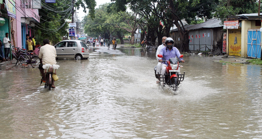सामान्य वर्षामै डुब्छ प्रदेश राजधानी