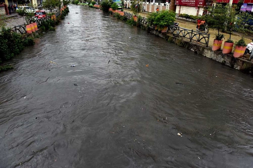 रुद्रमती नदी किनारका सार्वजनिक जग्गाको खोजी गरिँदै