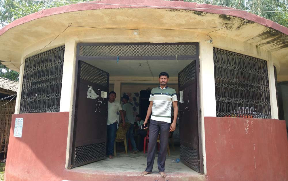 दुई वर्षदेखि गाउँपालिकाको काम मन्दिरबाटै