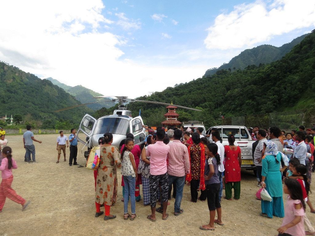 म्याग्दीमा जीप दुर्घटना : घाइतेलाई हेलिकप्टरबाट काठमाडौं लगियो