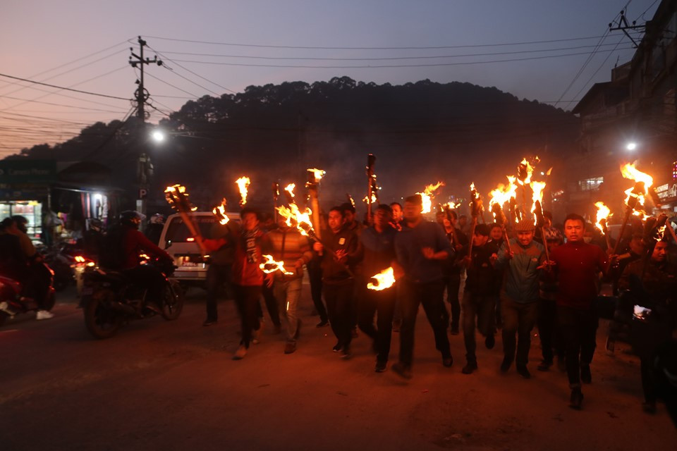 नेविसंघको प्रर्दशनमा प्रहरी हस्तक्षेप, २१ विद्यार्थी पक्राउ