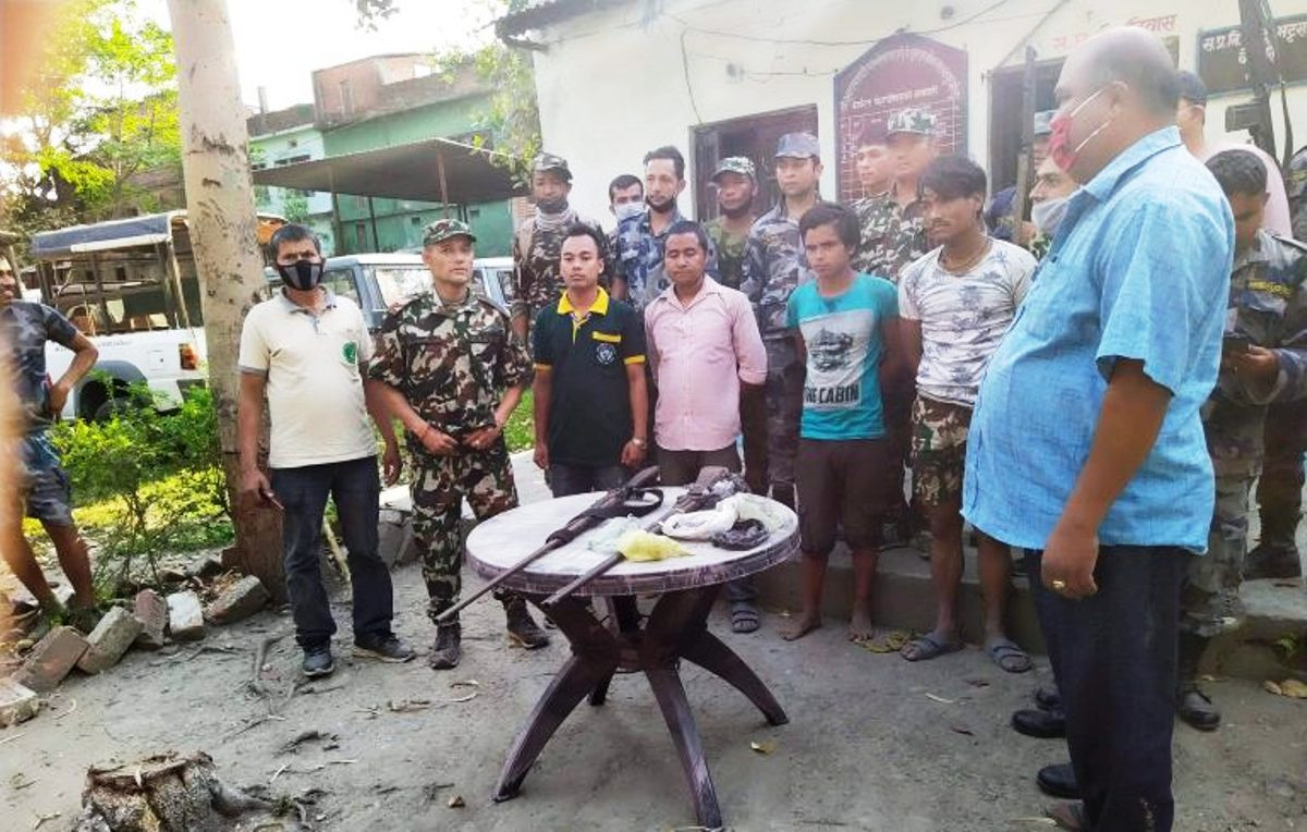 माेरङमा सुरक्षाकर्मी र काठ तस्करबीच गोली हानाहान