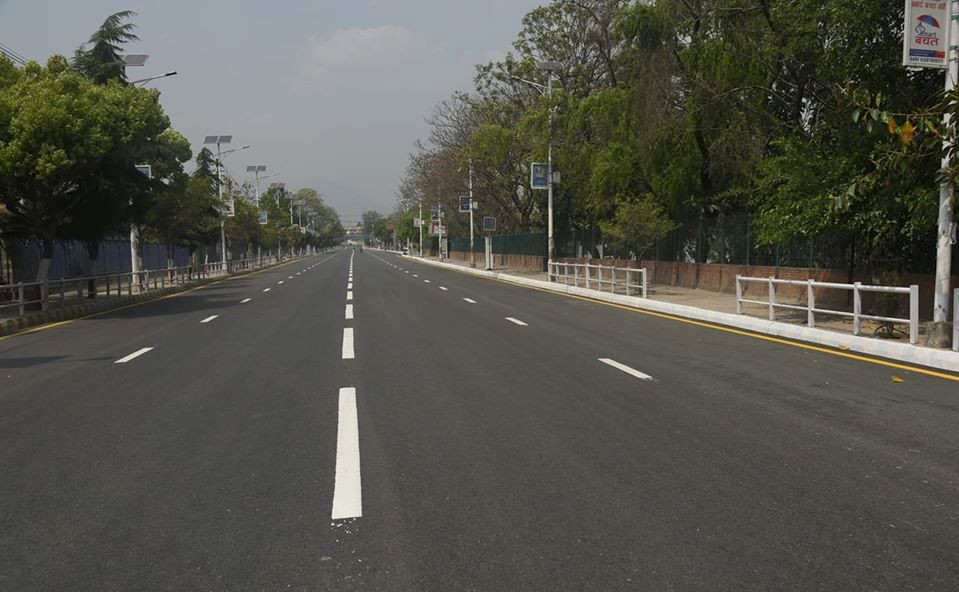 'लकडाउन' मा चिरीच्याट्ट काठमाडौं