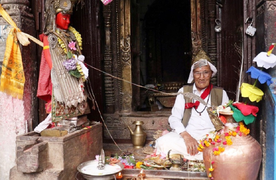 करुणामयलाई आज महास्नान गराइँदै