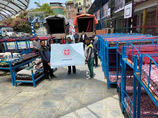 एलआरआई स्कुलद्वारा सुदूरपश्चिम प्रदेशलाई ५० थान बेडसेट सहयोग