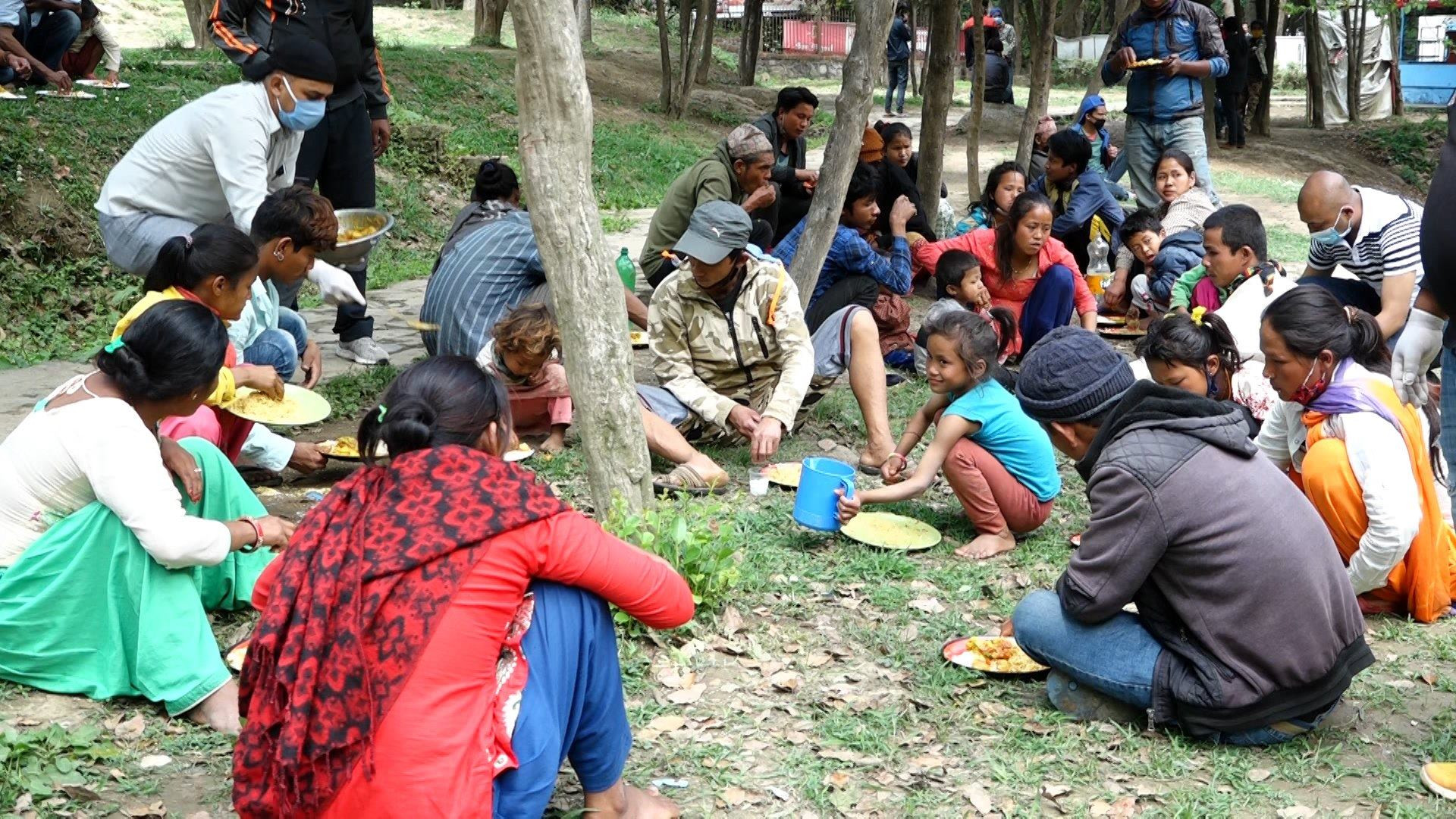 त्रिभुवन पार्कमा जे देखियाे (फोटो फिचर)