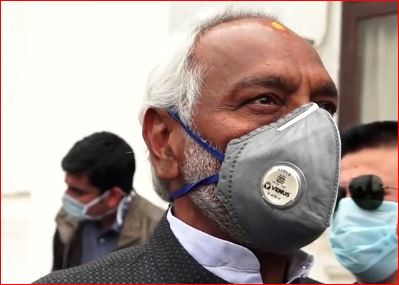 कुर्सी रक्षार्थ पार्टी फुटाउने प्रधानमन्त्री ओलीको कसरतबाट जोगियौँ : राजेन्द्र महतो