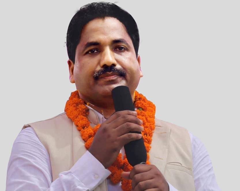 बहुमत-अल्पमत अहिले संकटको समाधान होइनः प्रभु साह