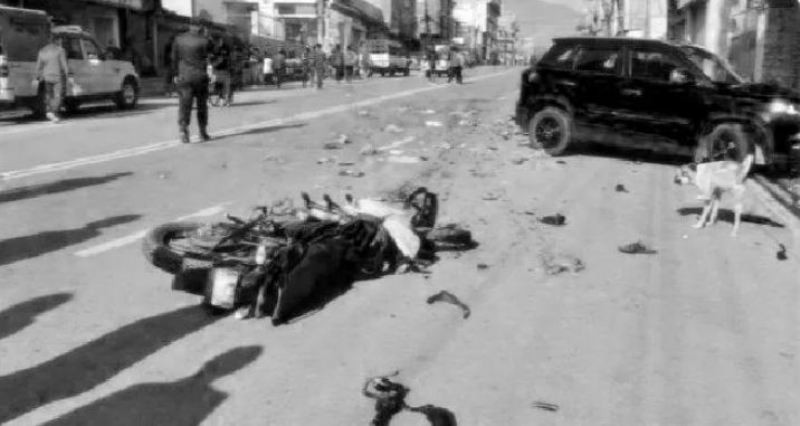 कलंकीमा कर्णेलको कारकाे ठक्करबाट मोटरसाइकल चालकको मृत्यु