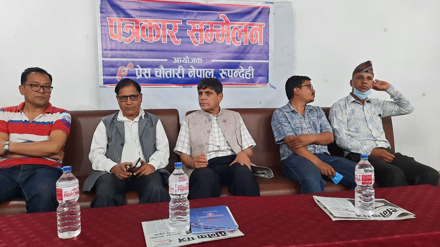 घनश्याम भुसाल भन्छन्- ओलीले कुर्सीको अहङ्कार त्यागे वाम गठबन्धन अझै सम्भव छ