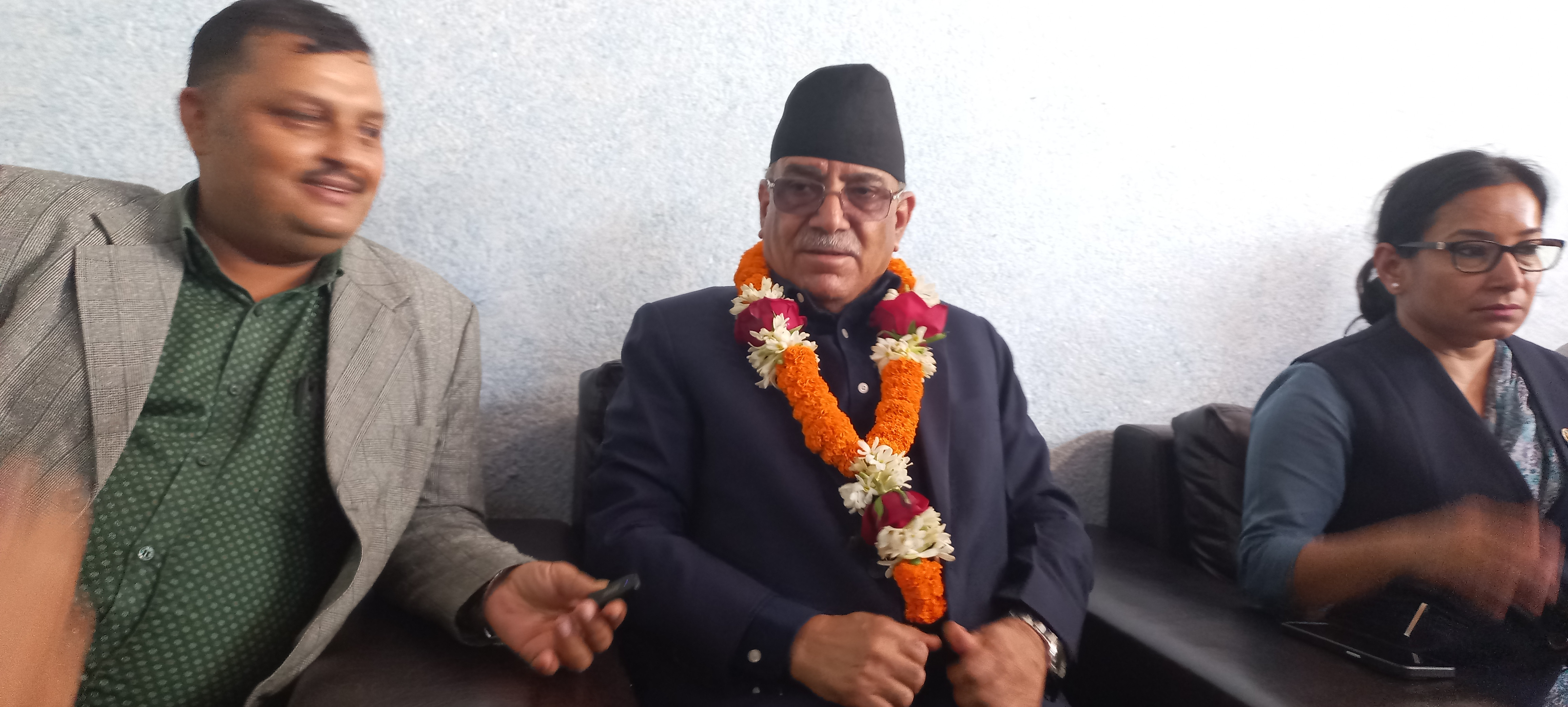 गठबन्धनले मुख्यमन्त्री केदार कार्कीलाई विश्वासको मत दिन्छ- प्रधानमन्त्री दाहाल