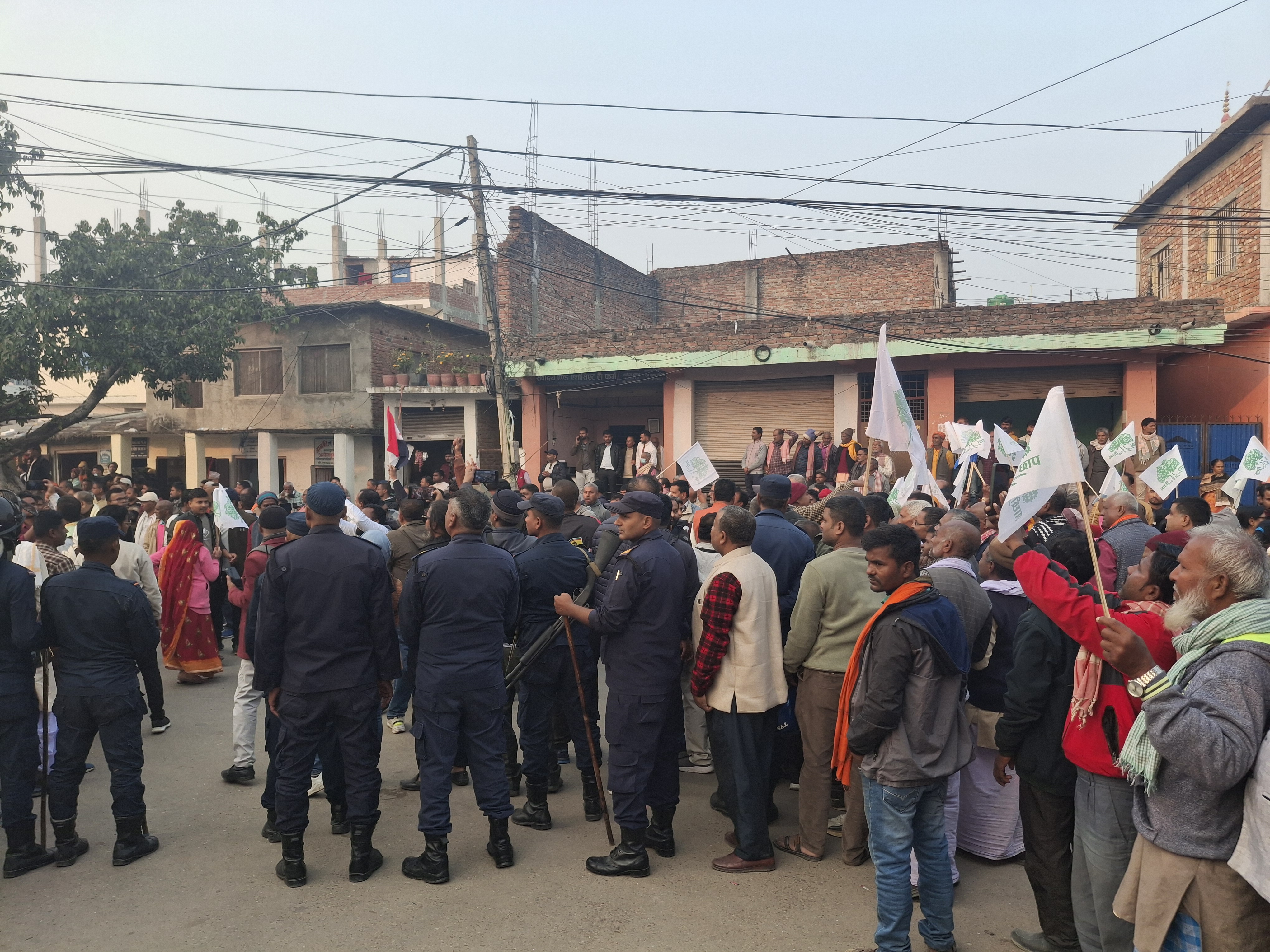 मधेशका ३२ सिटका लागि ५ सय ७१ जनाको उम्मेदवारी 