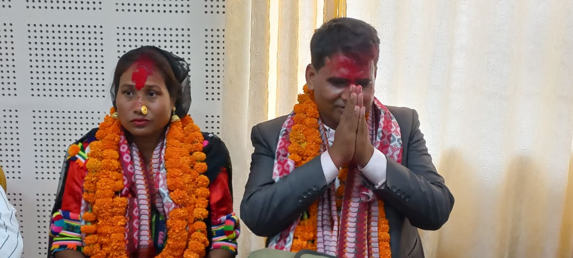 एमालेबाट धनगढीको मेयरमा चन्द र उपमेयरमा रानाले गरे मनोनयन दर्ता