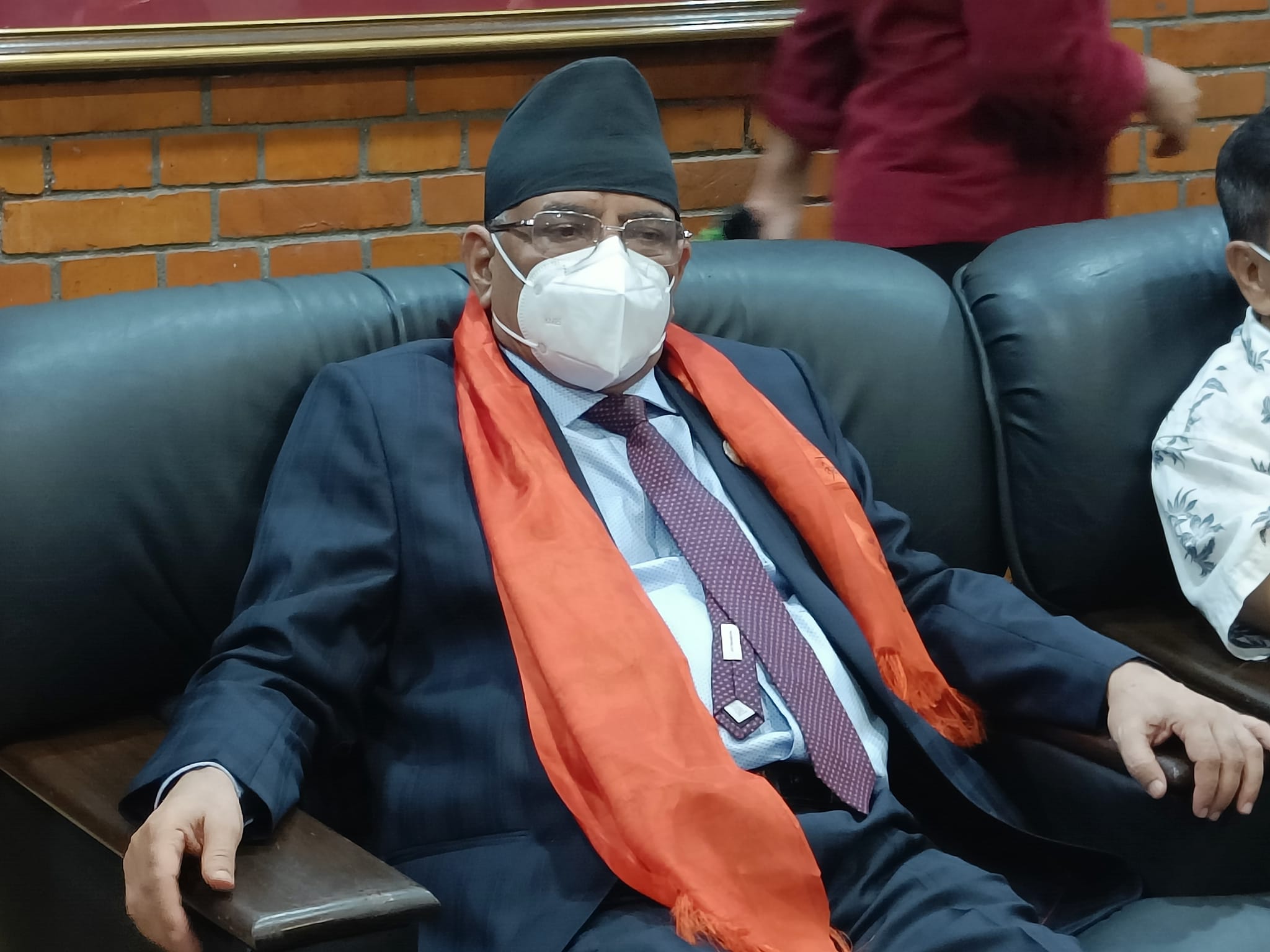 जापान पुगेर प्रचण्डले भने– विदेशमा रहेका नेपालीलाई मतदानको अधिकार दिनेबारे छलफल चलिरहेको छ 