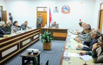 नागरिक अगुवासँग प्रधानमन्त्रीले भनिन्– दलका शीर्ष नेतासँग संवाद गर्छु 
