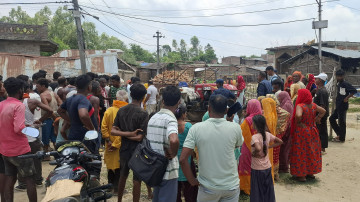पर्सामा ट्रयाक्टर दुर्घटनामा परेर दुई जनाको मृत्यु, एक जना घाइते