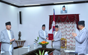 मुस्लिम, थारु र जनजाति आयोगको वार्षिक प्रतिवेदन राष्ट्रपतिलाई बुझाइयो 