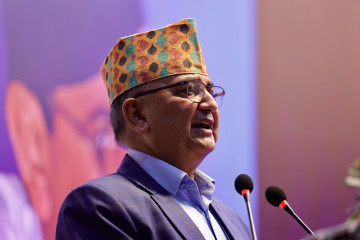 ईश्वर पोखरेल बने एमालेको कार्यवाहक अध्यक्ष