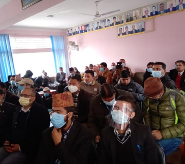 दिनेश त्रिपाठीलाई प्रधानन्यायाधीशको प्रश्न, 'खै मिल्यो त तपाईंहरूको बहस ?