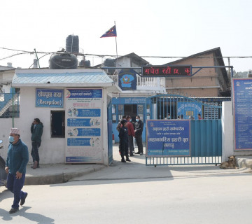 नागरिकमाथि बल प्रयाेगकाे विराेध गर्दा बालाजु सडक विस्तारपीडित आठ जनाविरुद्ध मुद्दा चलाउँदै प्रहरी