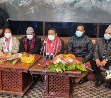माओवादी केन्द्रका नेता पुन उपचार गरेर स्वदेश फर्किए 