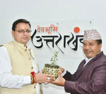 सांसद महेश बस्नेत र उत्तराखण्डका मुख्यमन्त्रीबीच भेटघाट, नेपाल भ्रमणकाे निम्ताे