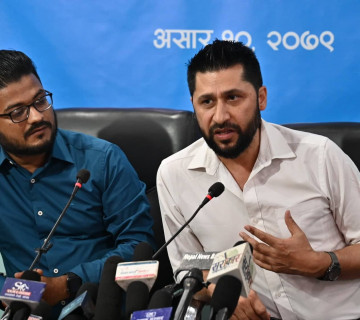 स्वतन्त्र उम्मेदवार बन्न चाहनेलाई पनि समेट्न पार्टीको नाम स्वतन्त्र राखेको रवि लामिछानेको प्रष्टीकरण 