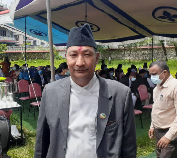 आफ्नै बुबाआमाकाे ट्रष्टलाई छुट्याएकाे १ कराेड बजेट नलिने गण्डकीका शिक्षामन्त्रीको घोषणा, मागे माफी