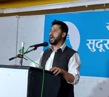 धनगढी पुगेर रवि लामिछानेले भने– टेलिभिजनमा पाएको लोकप्रियताको ब्याज खान राजनीतिमा आएको होइन