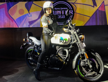 रोयल इन्फिल्डको हन्टर ३५० नयाँ फिचरसहित नेपाली बजारमा, मूल्य कति ?