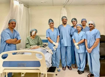 ९४ वर्षीया पूर्व बडामहारानी रत्नको मोतियाबिन्दुको अपरेशन
