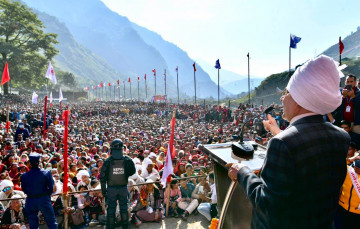 दार्चुलाबाट ओलीको सन्देश- राष्ट्रियताको सवाल उठाउने एमालेबाहेक अन्य दल छैनन्