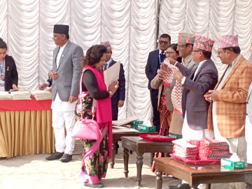 प्रमाणपत्र लिएपछि आरजुले भनिन्– म ज्योतिषी त होइन, तर प्रधानमन्त्री देउवा नै