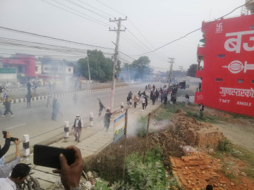 प्रदेशको कोशी नाम खारेजको माग गर्दै विराटनगरमा उग्र प्रदर्शन 