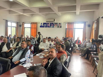 कांग्रेस जिल्ला सभापतिहरूले भने– पार्टी सरकारमा भएको महसुस नै भएन