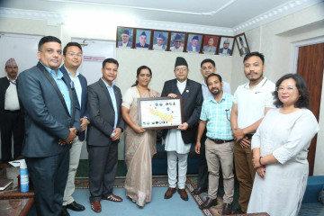 विवेकशील साझाले सभामुख घिमिरेलाई बुझायो नेपालको सांस्कृतिक नक्सा