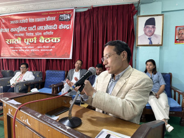 प्रचण्डको प्रशंसा गर्दै वर्षमान पुनले भने– उहाँ कांग्रेस–एमालेको पनि नेता हो